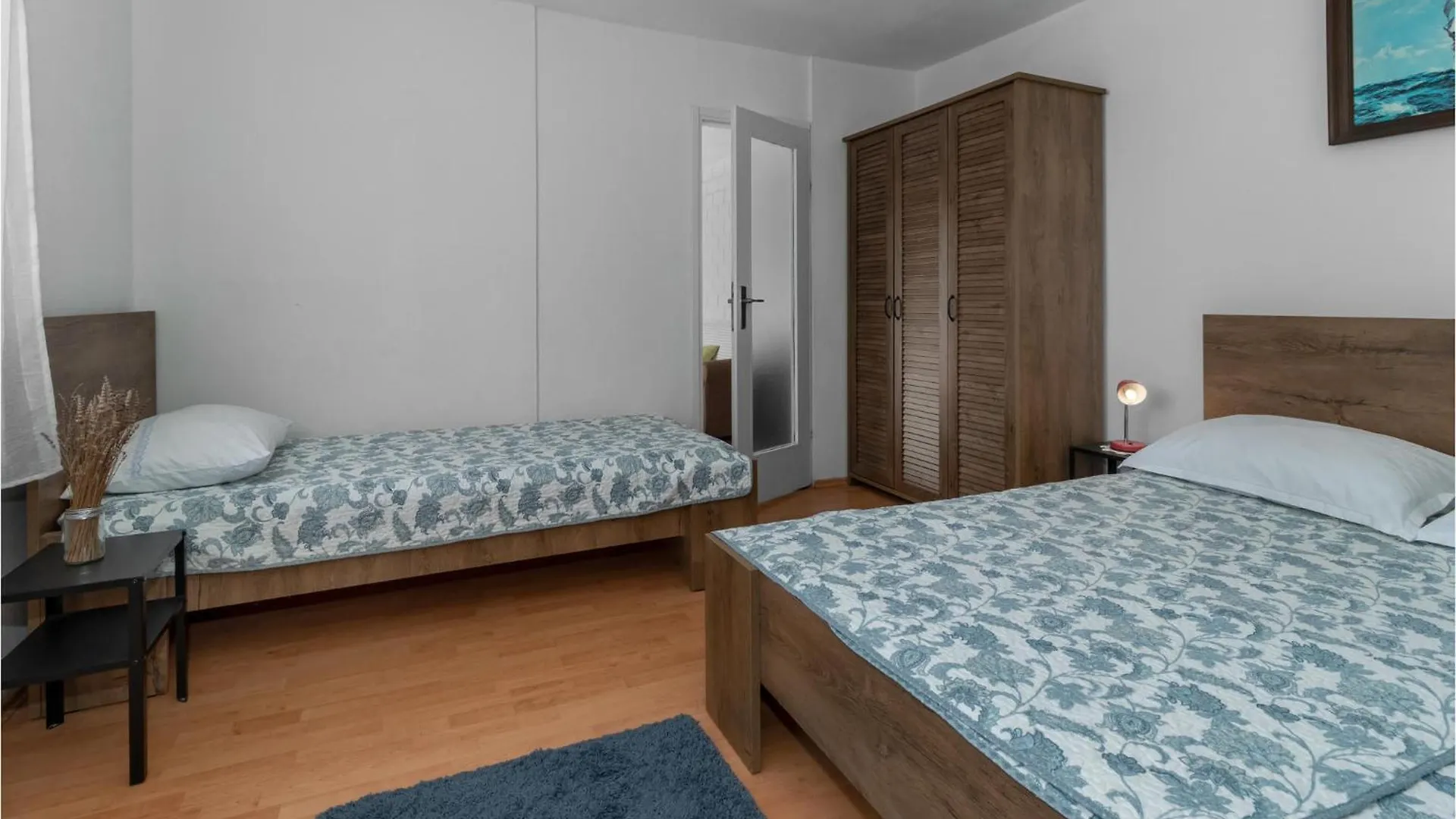 6 Bedroom Gorgeous Home In Novi Vinodolski Holiday home